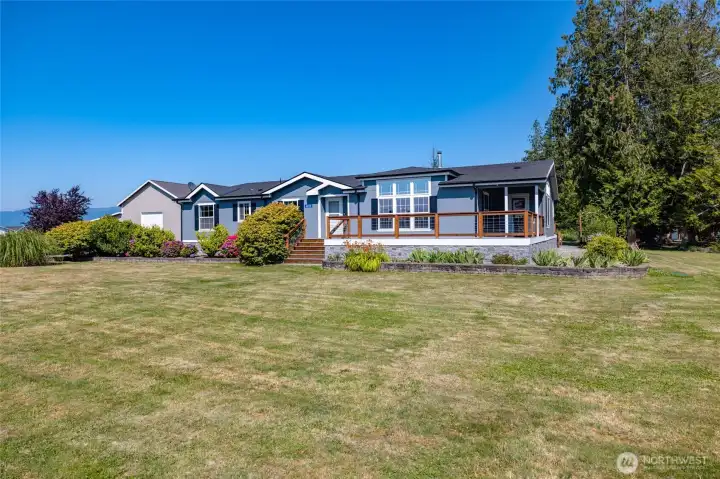 Welcome Home To 4919 G Loop Road! Welcome Home To 4919 G Loop Road!