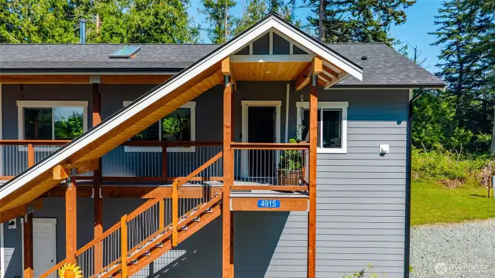 Fully permitted 960 sqft. ADU with brand new separate septic system. Fully permitted 960 sqft. ADU with brand new separate septic system.