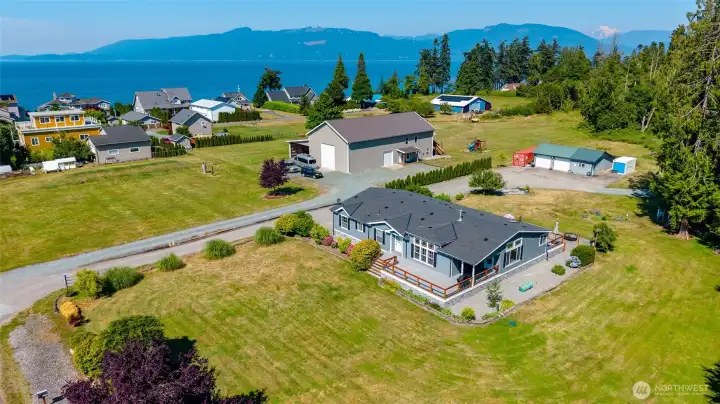 This large 3.01 acre retreat give owners lots of private space between homes This large 3.01 acre retreat give owners lots of private space between homes