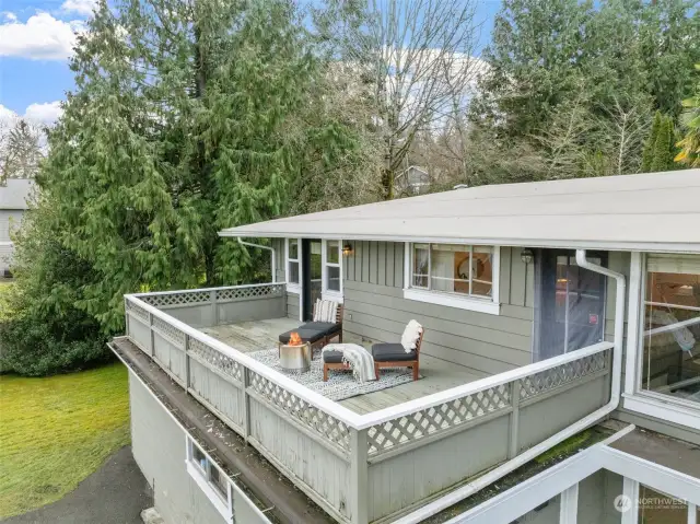 There is ample room on the deck to create a comfortable sitting area and dining space, which provides the perfect opportunity for everyone to gather together and connect.