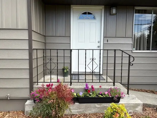 Charm on the porch!