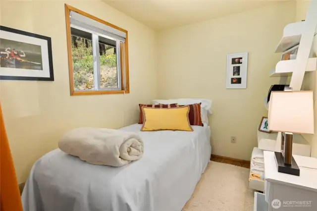 Extra Room