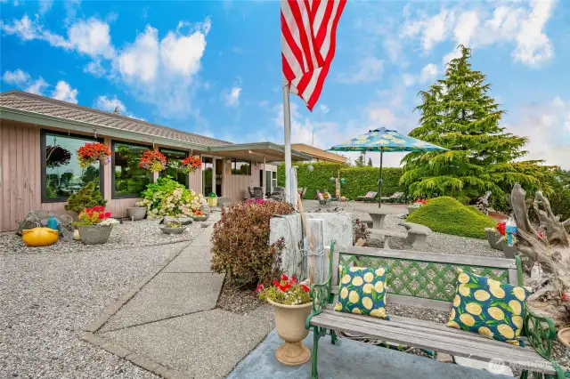 Take a break with access from the kitchen / great room area. You will have to experience this setting for complete peace of mind.