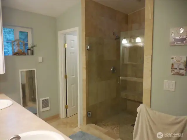 Primary Ensuite