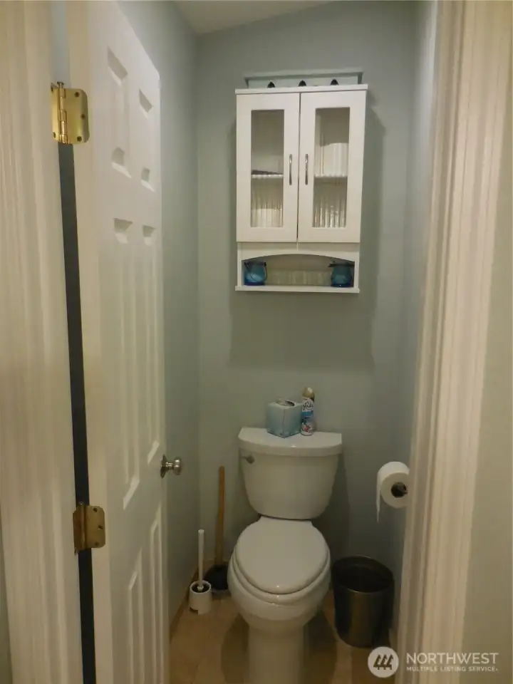 Primary Toilet Closet