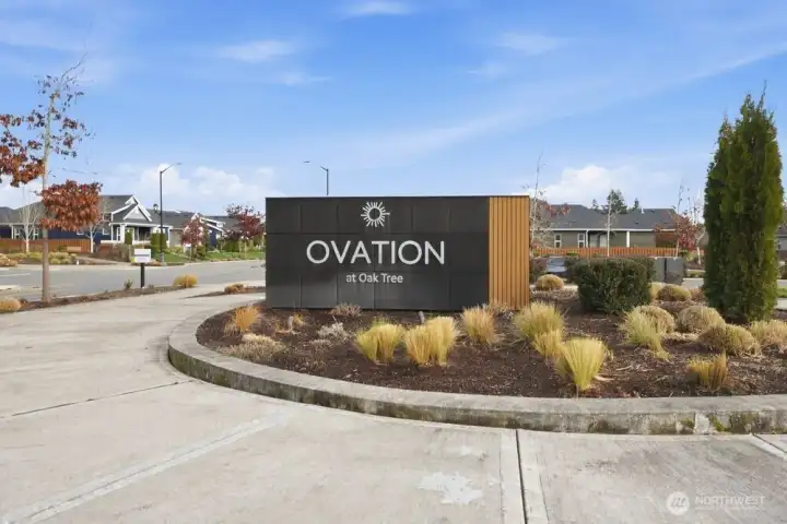 Ovation at Oak Tree Community