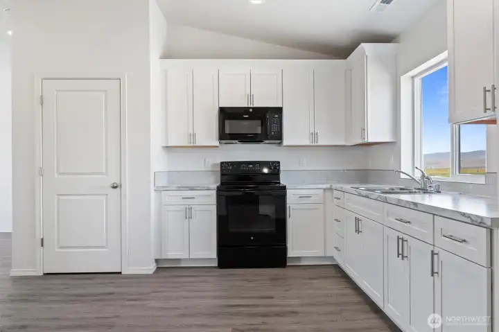 Photos are of previously built home. Photos shown may include upgrades not included or shown. Plans/photos may vary not may not be exact.