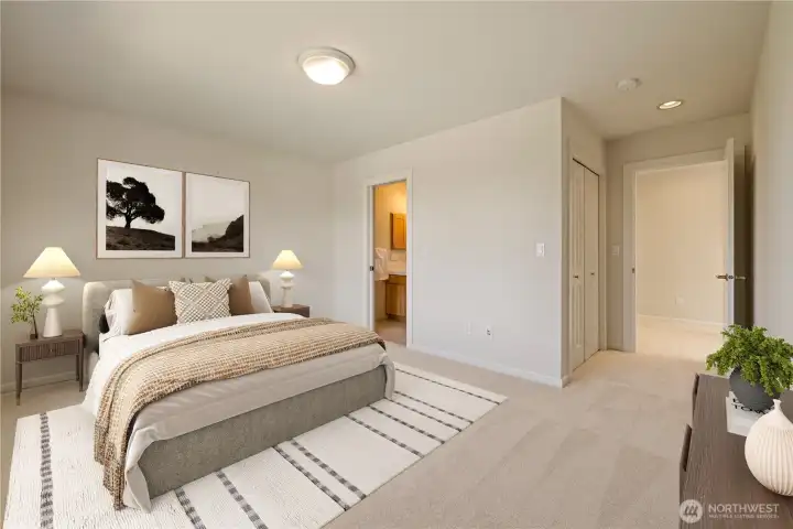 Guest bedroom/ Guest suite with full bathroom included