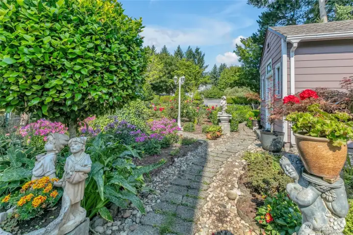 Meticulously landscaped grounds