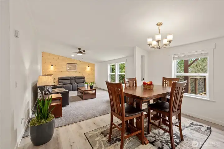 Dining room, looking into the family room