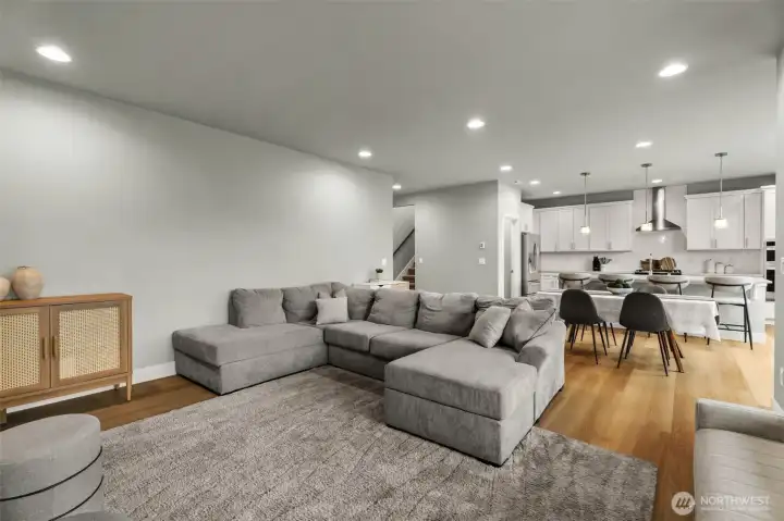 Spacious living room