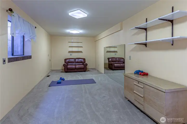 Bonus Room