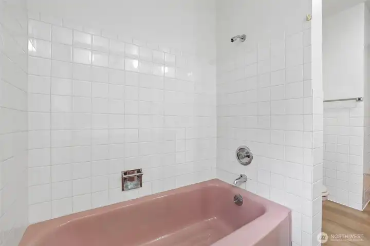 Main bathroom