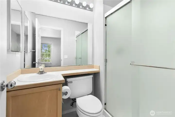 Second bathroom with vanity and tub/shower combination. Second bathroom with vanity and tub/shower combination.