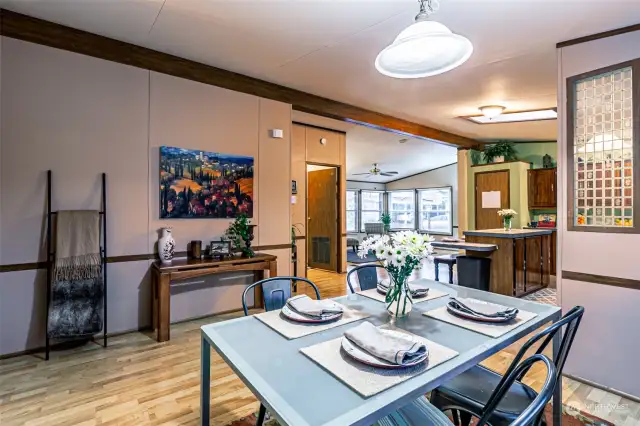 Dining area off kitchen