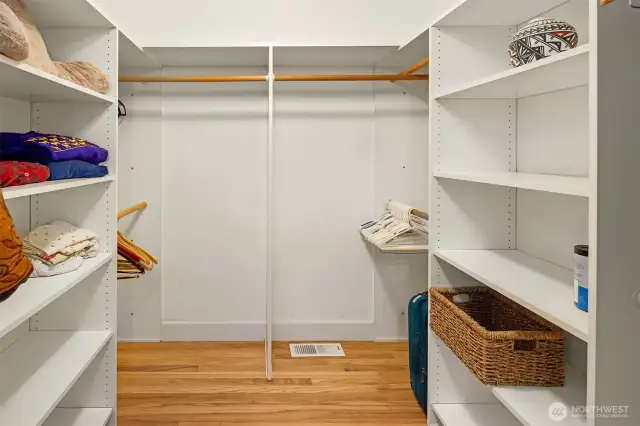 Primary Walk in closet