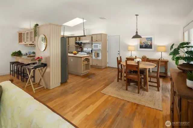 Full on shot towards classic kitchen