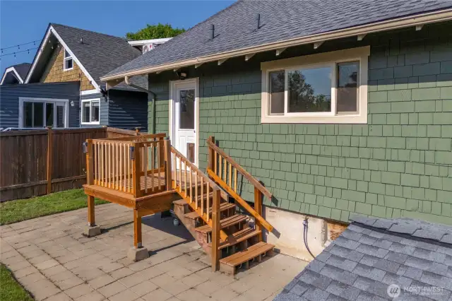Deck off the kitchen for your BBQ Grill