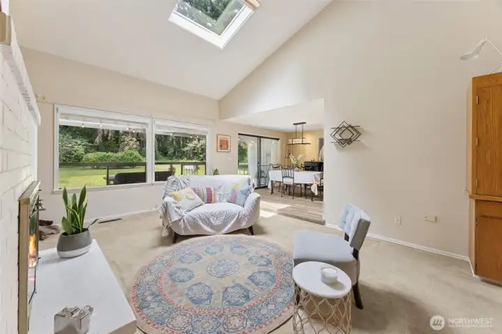 Here you are looking out the king-size windows that frame the back park views.