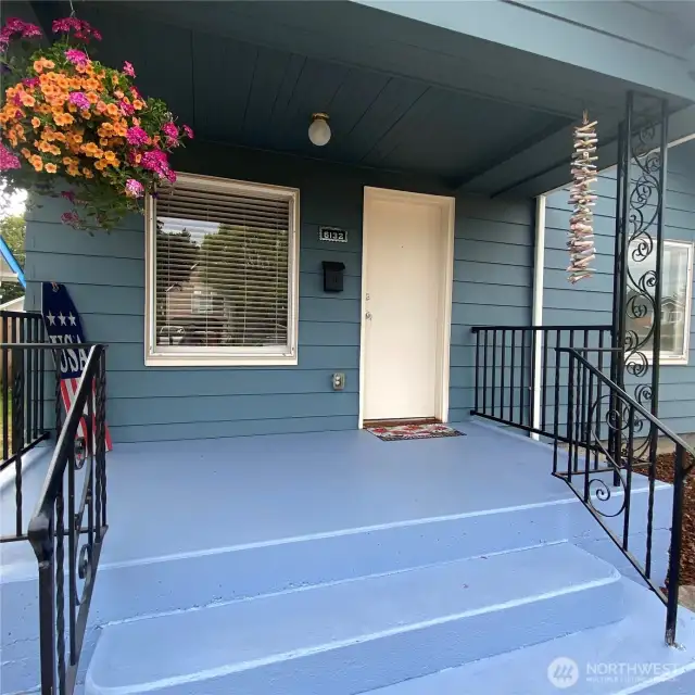 Welcome to 6132 S Thompson Home!