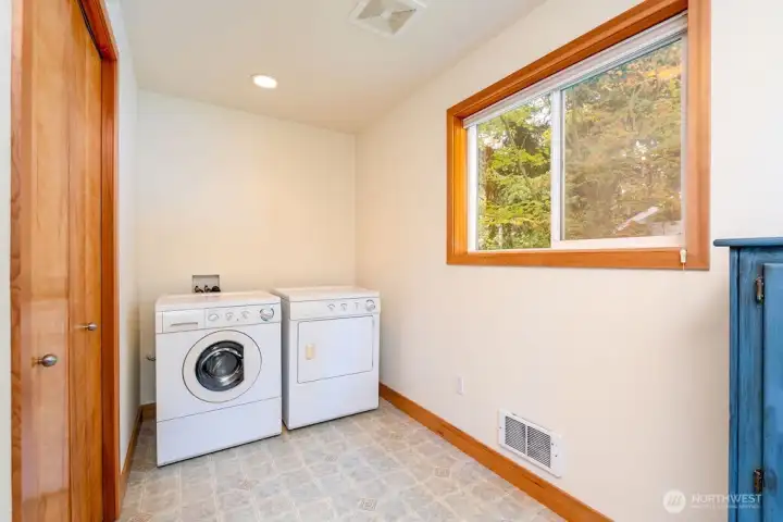 Spacious laundry room