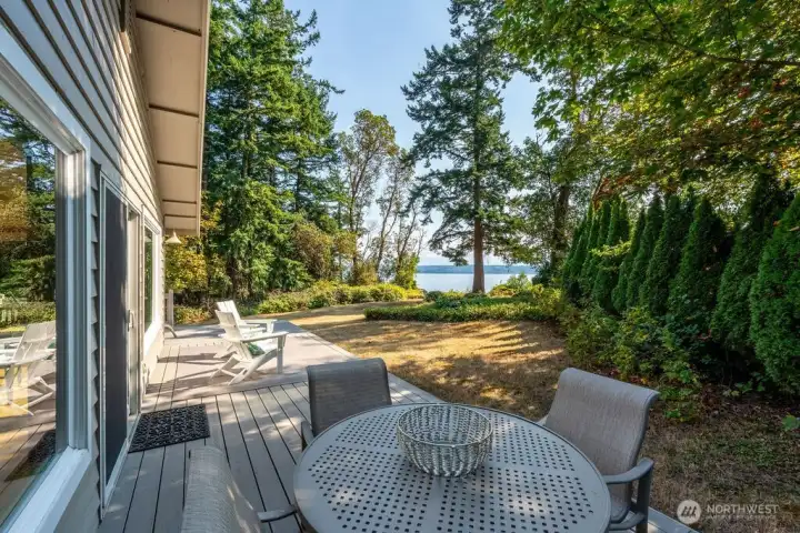 Gorgeous wraparound trex deck for enjoying views and entertaining