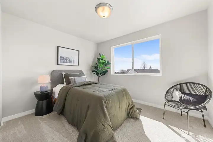 Photographs are for illustrative purposes only. Features, finishes, interior/exterior colors, landscaping and floorplan shown may vary from actual homes built