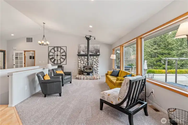 with a natural focal point and open flow throughout