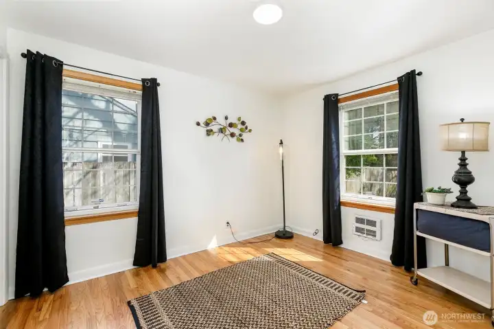 2nd bedroom or office SPACE!