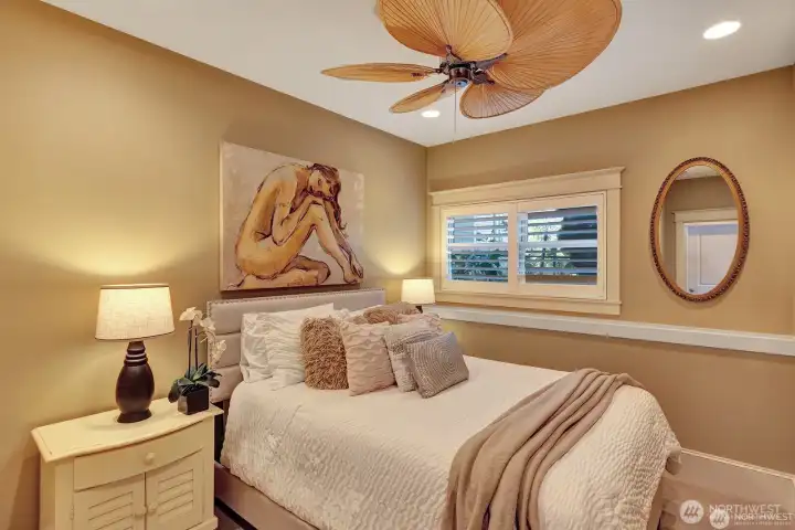 2nd bedroom, plantation shutters