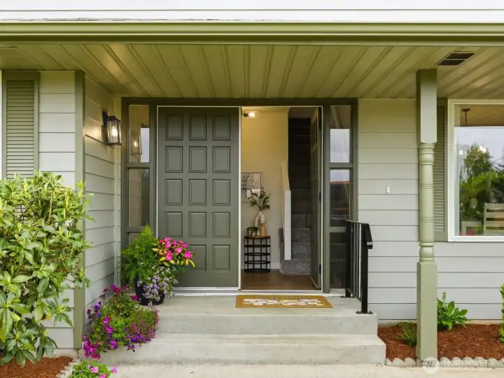 Extended eaves give great coverage to the front porch. Extended eaves give great coverage to the front porch.