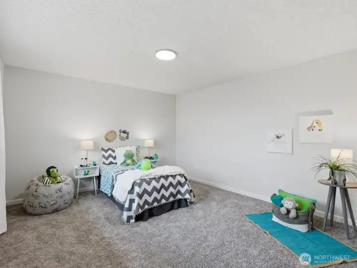 The closet space in this bedroom is tremendous! The closet space in this bedroom is tremendous!