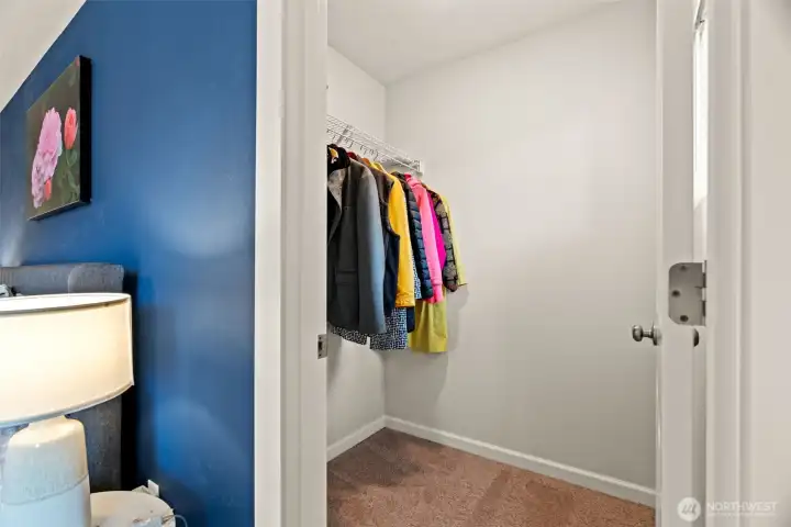 Second primary walk-in closet.