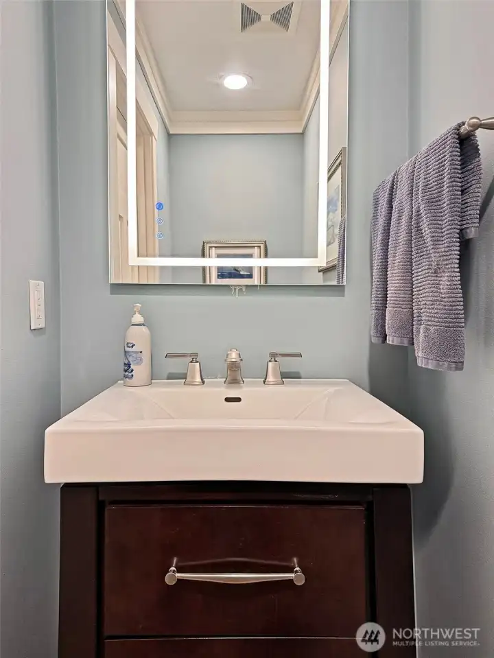 Powder room.
