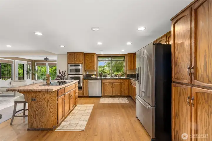 Large kitchen with tons of storage Large kitchen with tons of storage