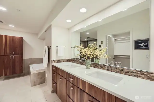 This custom en-suite bathroom is as refined as they come.