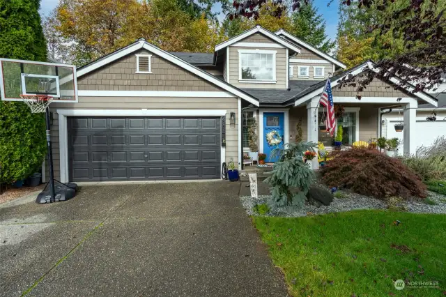 This 2-story home with an attached 2 car garage is spacious and inviting.