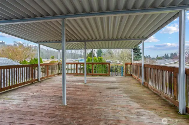 Deck off of upstairs bedroom