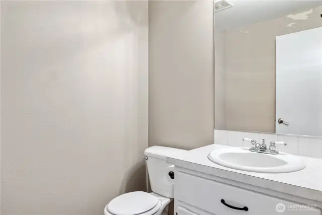 Upper 1/2 Bathroom