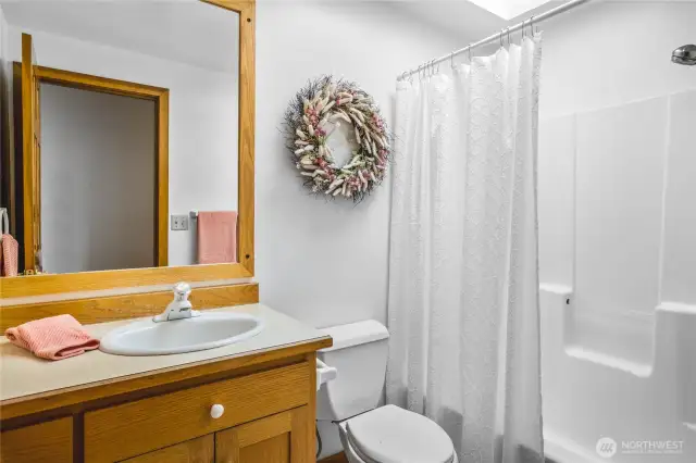 Full bathroom upstairs.
