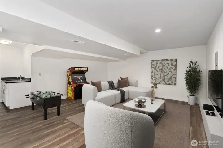 Daylight basement = game or hobby room?