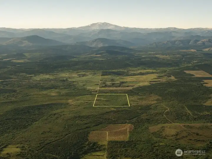 Overhead view with approximate boundaries in yellow.