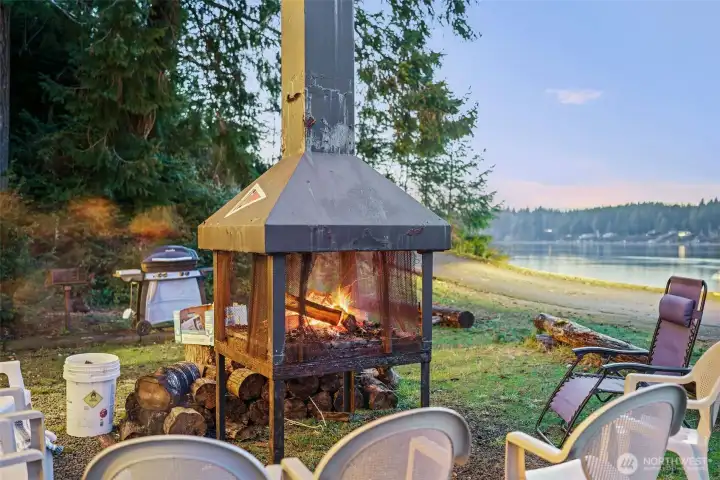 Fire outside Indian Cove Marina shelter