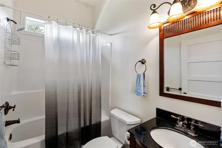 Second bathroom located next to 2nd bedroom