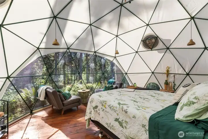 Imagine waking up to that view!