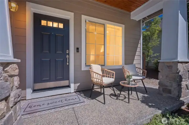 Covered front porch to enjoy the quiet dead-end street