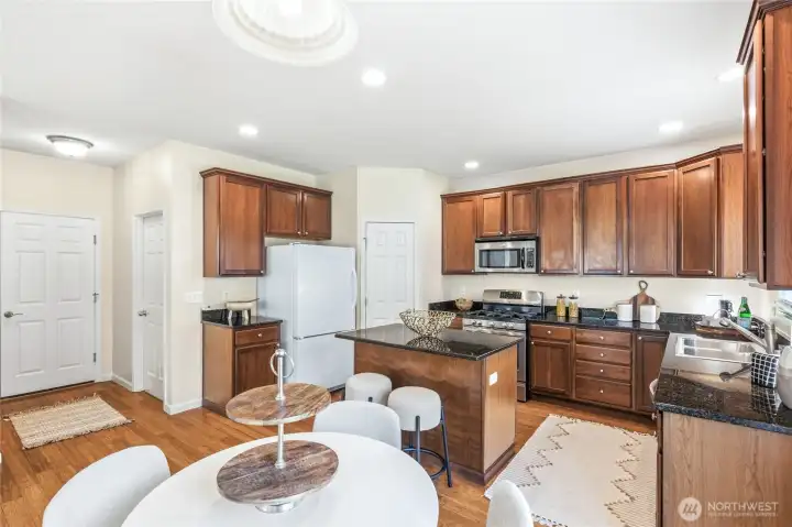 Center island and breakfast area for multiple options.