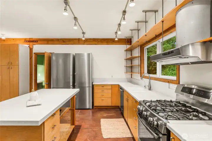 Industrial - deconstructed kitchen design is practical and efficient. Industrial - deconstructed kitchen design is practical and efficient.