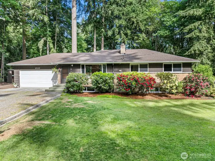 Lovely home on a private 1.5 acres in Gig Harbor, close to ev everything Gig Harbor has to offer.
