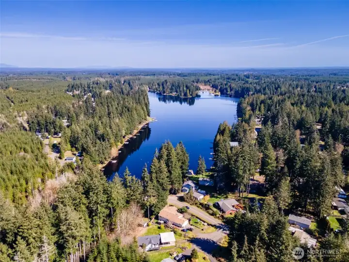 Aerial lake view showing waterfront location